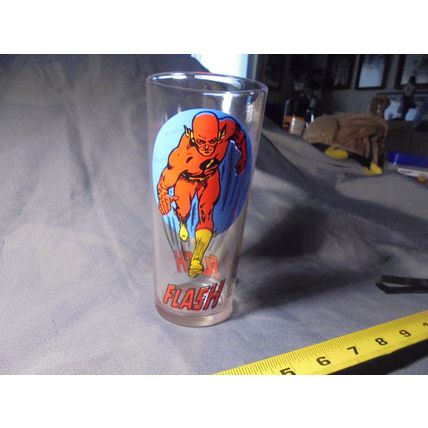 1976 THE FLASH PEPSI GLASS!! NICE!! $32.00 Shipped!! 1976 DC Comics Superheroes