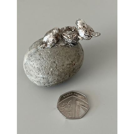 LOVE ORNAMENT - NESTING BIRDS