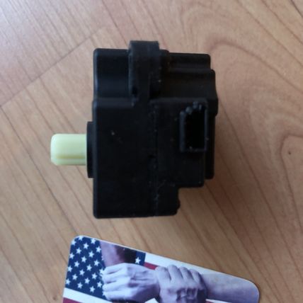 Rover LR2 LR048448 Volvo 31348271 Climate Change Blend Adjust Motor Actuator