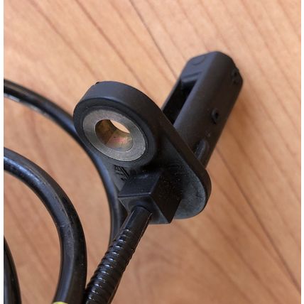 Genuine Volvo Left Front Wheel Speed Sensor 30773738 9496961