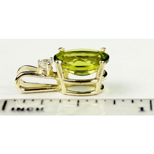 Peridot, 14KY Gold Pendant, P022