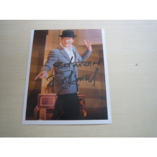 Robert Lindsay (Me & My Girl) hand signed RARE *FREE POST*