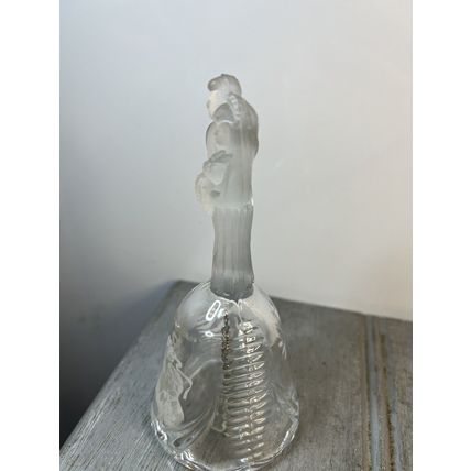 Bell Wedding Couple Crystal Collectible Display