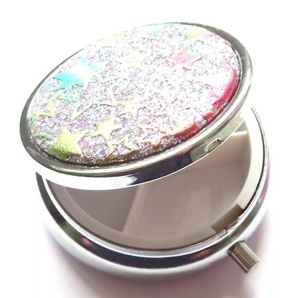 Glitter Stars Pill Box Round Pink and Blue Stars 2 CM Christmas Gift Storage