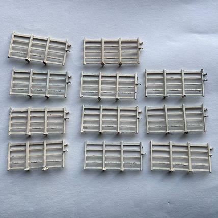 BRITAINS JOHN HILL & CO FARM YARD FENCES 11 pieces as shown white