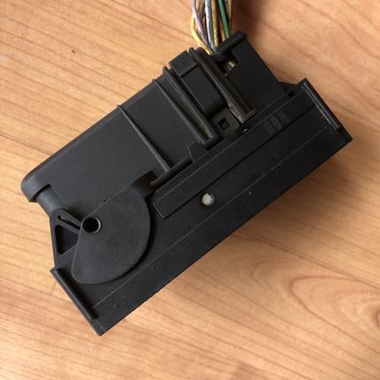 2008 2009 Land Rover LR2 ABS Pump Wiring Pigtail