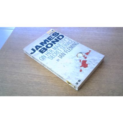 JAMES BOND: ON HER MAJESTY'S SECRET SERVICE. Ian Fleming. 007 (P/B) VINTAGE 1965