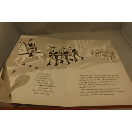 Snow White & The Seven Dwarves & Other Favorite Stories 1968 Illustrated Book