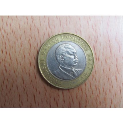Kenya 1997 10 Shillings Coin