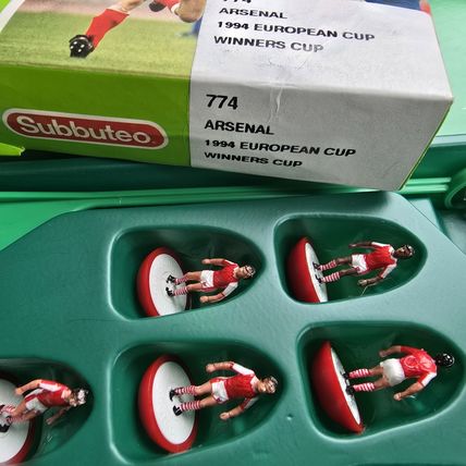 Subbuteo lw team ref 774 ARSENAL COMPLETE SET IN CORRECT LABEL BOX EUROPE 1994