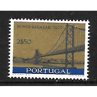 PORTUGAL 1966 SALAZAR BRIDGE LISBON 2e.50 BLUE AND GOLD SG1295 M / MINT