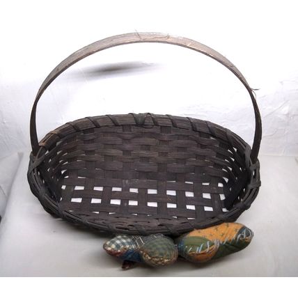 Dark Brown Basket with Adorable 2 "Stuffed Pillow" Hearts! 11x7x4 - Fast Ship!
