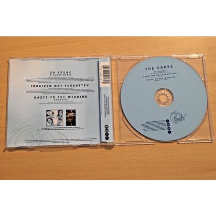 The Corrs - So Young CDS (1998) VGC.