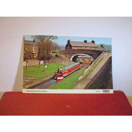 MACLESFIELD CANAL AT MARPLE, CHESHIRE used postcard 1984 pm =