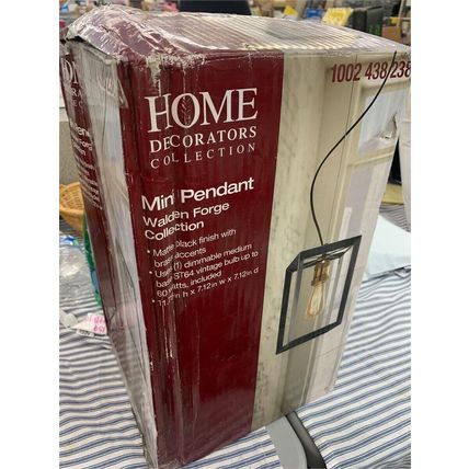 NEW Home Decorators Collection HD-1549-I 1Light Black Frame Antique Brass Socket
