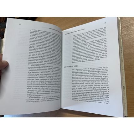 1987 "THE PUBLIC FACE OF ARCHITECTURE" ILLUSTRATED USA 1.3kg HARDBACK BOOK (P7)