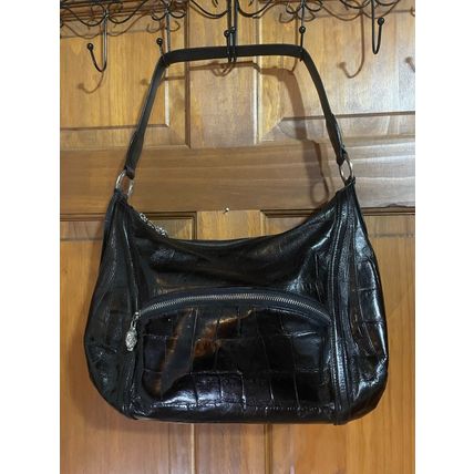 Black Brighton Purse – Elegant & Timeless Upgrade your style with this classic