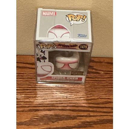 Funko Pop! Spider-Gwen #1479 Entertainment Earth Exclusive (Box & Protector)