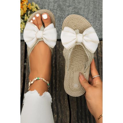 White Stitched Bow Decor Straw Woven Flip Flop Slippers