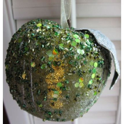 Christmas Ornament: Set of 2 Beaded Apples - Green & Rosy Pink