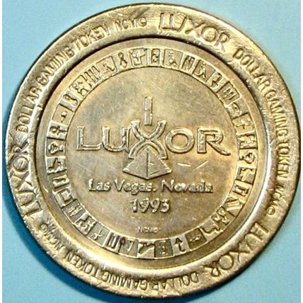 Luxor. $1 Casino Token. Las Vegas, NV. Chariot. R67.