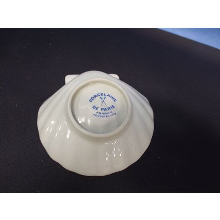 Rare luminite Frugier Porcelaine De Paris France Small Shell Plate Bowl Ivy Vine
