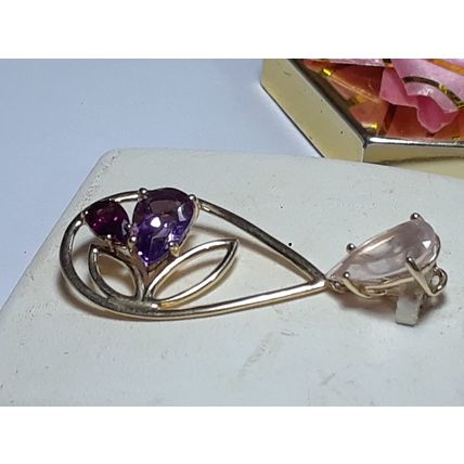 Estate 4.75ctw pear Rose Quartz, Amethyst &Garnet 14Kt YG Tear drop Pendant19399