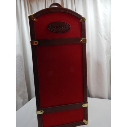 Robert Tonner's Betsy McCall, Her Red Carrying Case, Extra Outfits