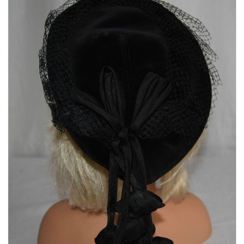Womens Vintage 1940 Black Pill Box Hat