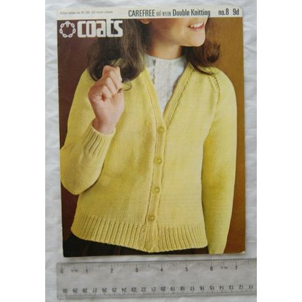 1965 Coats 8 classic V-neck cardigan, DK, 6-13 years