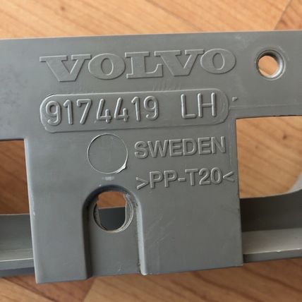 Volvo Driver Power Seat Trim Bezel Cover Panel 9196011 OEM Oak 9174419