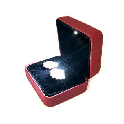 Luxury Ring Box LED lighted Engagement Case Wedding Gift Pendant Jewelry