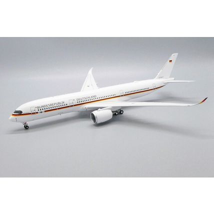 A350-900ACJ GERMAN AIR FORCE REG: 10+01 WITH STAND - JC WINGS XX20023 1/200