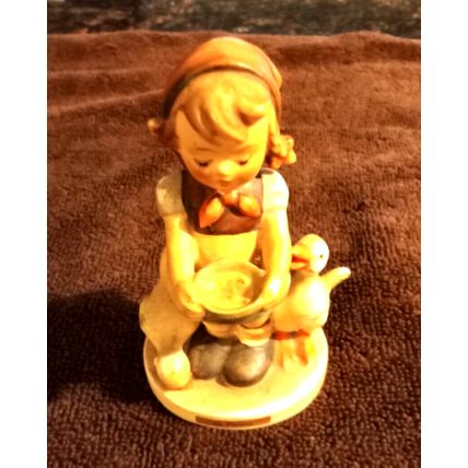 Vintage Goeble Hummel Figurine "Be Patient" #197 4 1/2" Tall Girl W/2 Geese 1948