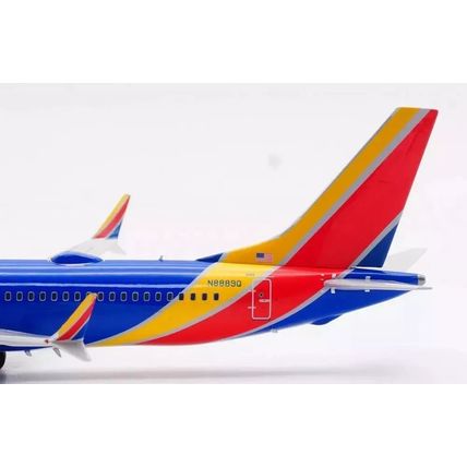 B737-8 SOUTHWEST AIRLINES REG: N8889Q W/STAND - INFLIGHT 200 IF738MSW0924 1/200