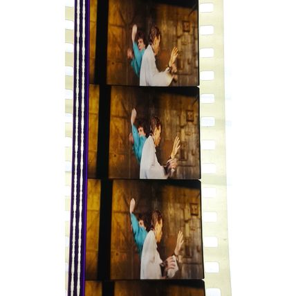 Dancing In The Streets. Bowie /Jagger Pk GB - 033G. 1 STRIP OF 5- 35MM FILMCELLS