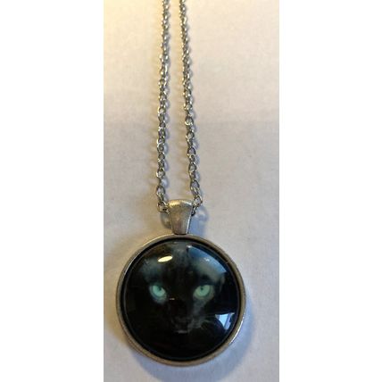 Black Cat Pendant on Silver Plate Chain- NEW- 5113- 22" chain