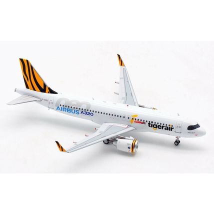 TIGERAIR TAIWAN A320-271N REG: B-50021 WITH STAND - AVIATION 200 AV2063 1/200