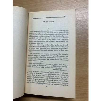 1974 LEO TOLSTOY "WAR AND PEACE" VOLUME 1 PENGUIN FICTION PAPERBACK BOOK (P3)