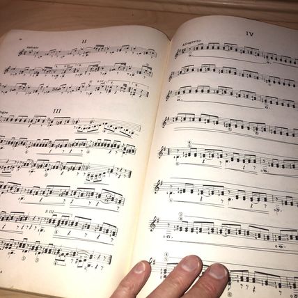 Metodo per Chitara. Guitar method. Dionisio Aguado. Berben. Italian & English