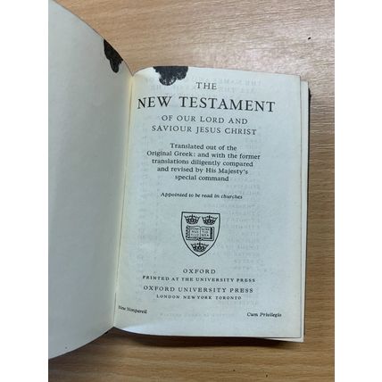 VINTAGE "THE NEW TESTAMENT" RELIGIOUS SMALL HARDBACK BOOK (P2)