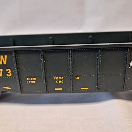 Lionel Lines 626073 C&NW GONDOLA CAR w/Coil Covers O gauge Train 1:48 Scale