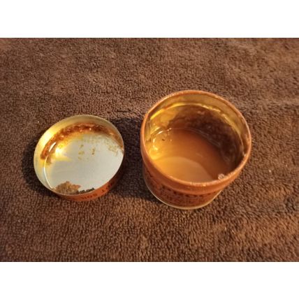 Old Vintage Original 1/4 Full Can Snow Proof 3 3/4 OZ Can 1950s