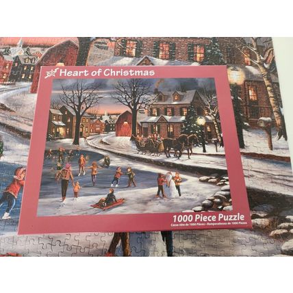 Heart of Christmas by H. Hargrove Vermont Christmas Co. 1000 Piece Jigsaw Puzzle