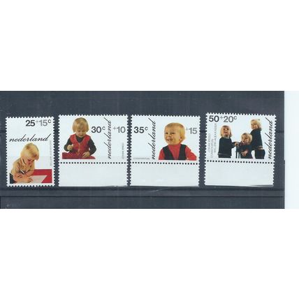 Netherlands stamps. 1972 Child Welfare MNH SG 1161 - 1164 (AD970)
