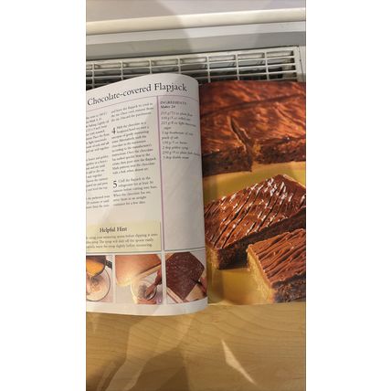 Easy cooking chocolate / Green & Black's chocolate recipes - two hardback books