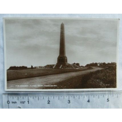 vintage postcard War Memorial Olivers Mount Scarborough ref.2