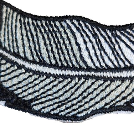 Feather Iron On Patch 7.7 cmx 2.9 cm Easy Iron or Sew white Badge Motif P141