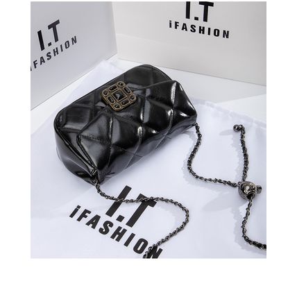 Women Leather Quilted Shoulder Bag with Chain Strap Trendy Clutch Satchel Ladies