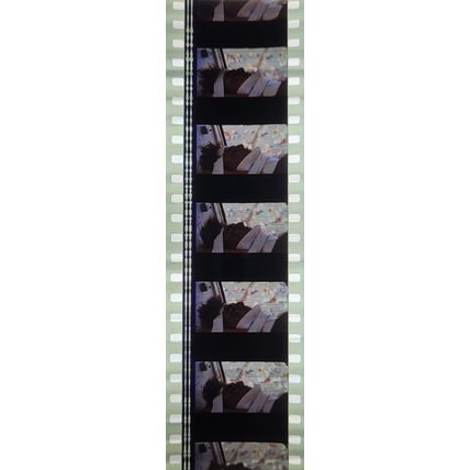 Pk GEB - F - MIX - A 017q . 1 STRIP OF 5 - 35MM FILM CELLS. ( )